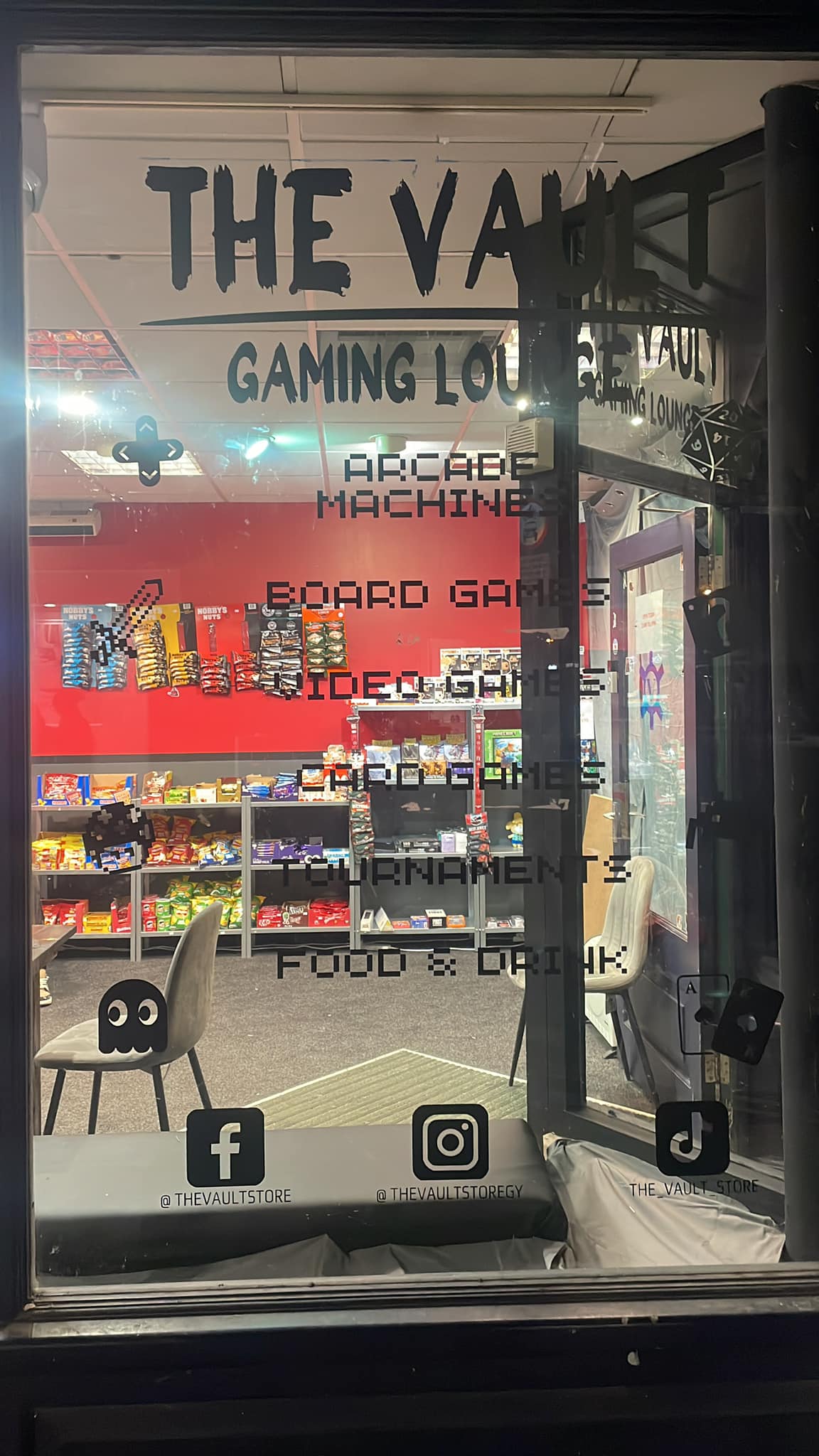 Vinyl Decal (up to 120cm x 400cm)